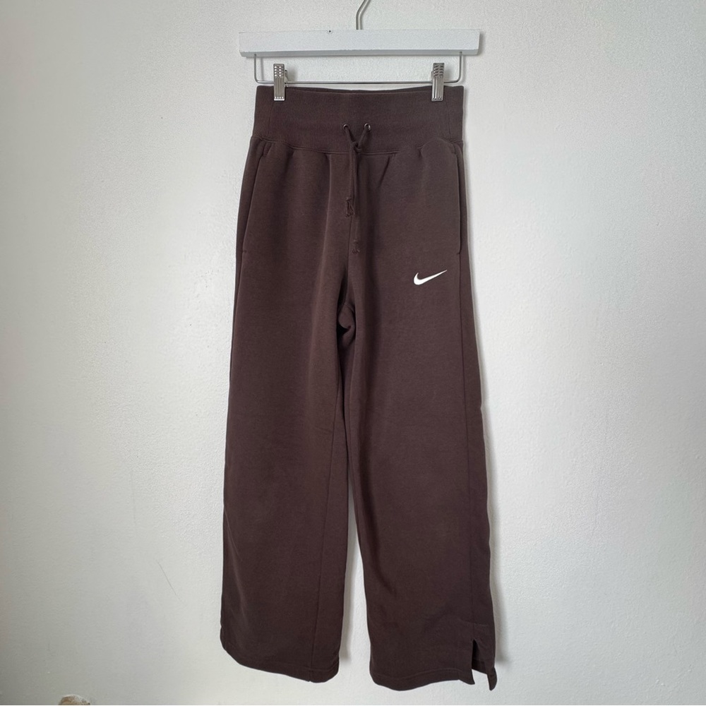 SOLD | Nike Phoenix Fleece High-Waisted Wide-Leg Sweatpants - Picture 4 of 9
